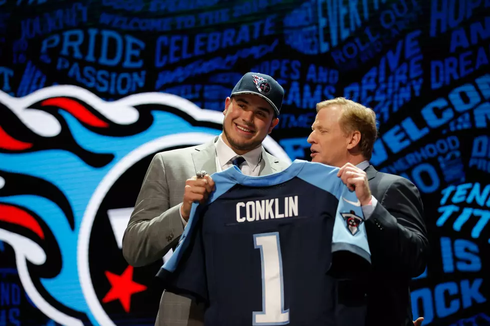 Plainwell Native Jack Conklin Featured on the Cover of Tennessee Titans Gameday Program