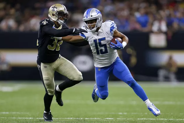Golden Tate Shows Love To The Rock With TD Celebration