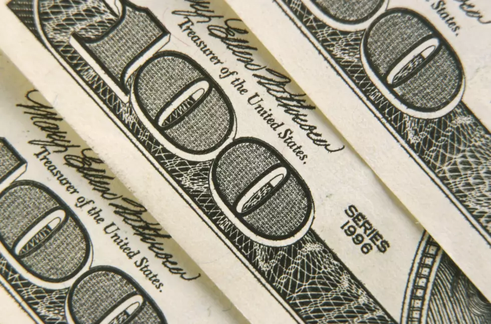 Fraudulent Money in Kalamazoo – How to Detect Counterfeit Bills