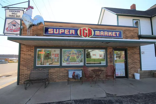 The Dawg House, Formerly Fink&#8217;s Butcher Shop &#038; Deli, For Sale In Vicksburg