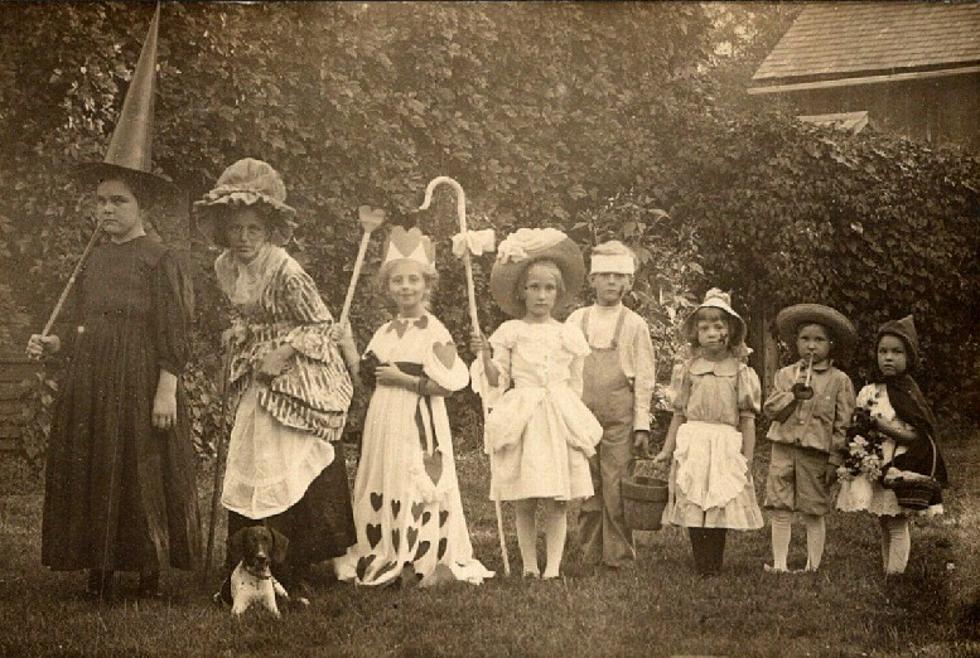 Vintage Halloween Costumes: 1890s-1920s