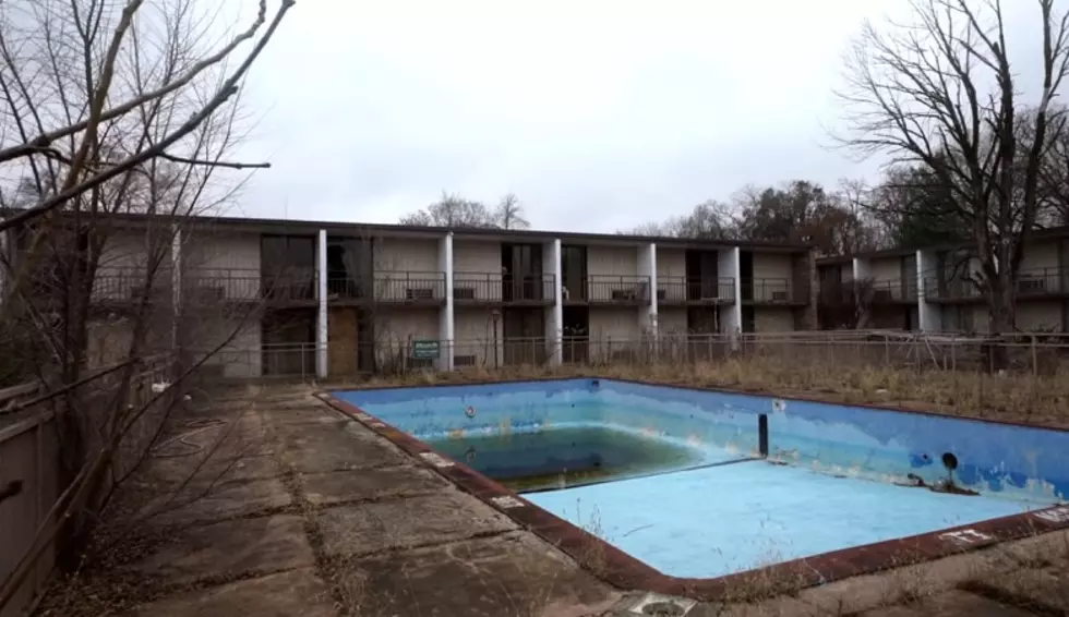 Inside the Abandoned Inn & Conference Center: Niles, Michigan
