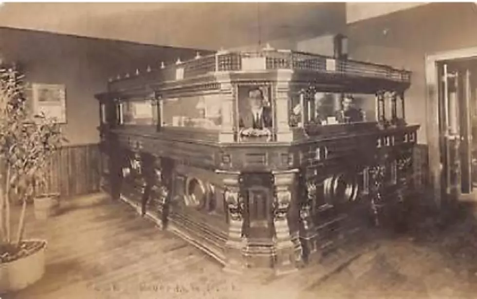A Look Inside Old Michigan Banks: 1900-1920s
