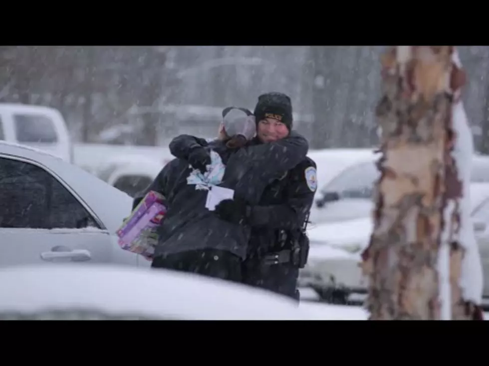 Lowell Police Make Traffic Stops, Make Peoples’ Days [VIDEO]