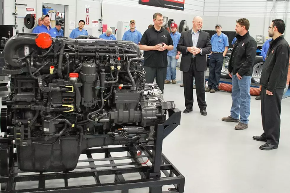 Baker College Auto/Diesel Institute in Owosso Receives Donation of $51,000 Motor
