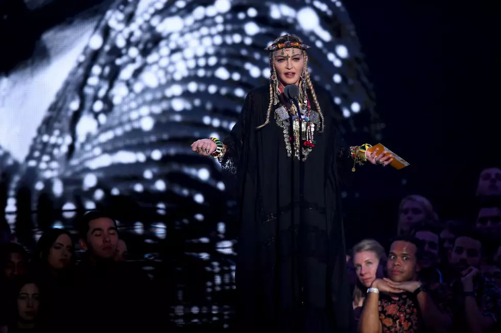 Madonna’s Tribute To Aretha At The VMAs?!? Awkward…