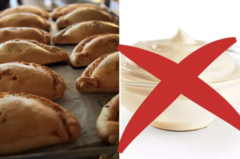 The Entire UP Just Freaked out Over Mayonnaise on a Pasty