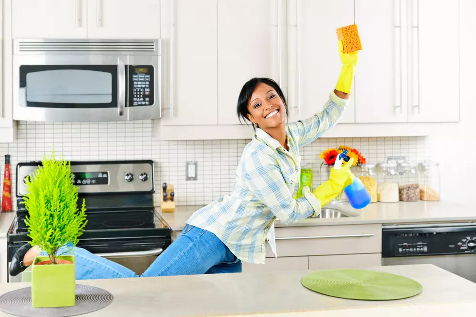 10 Spring Cleaning Chores Only Midwesterners Have To Do