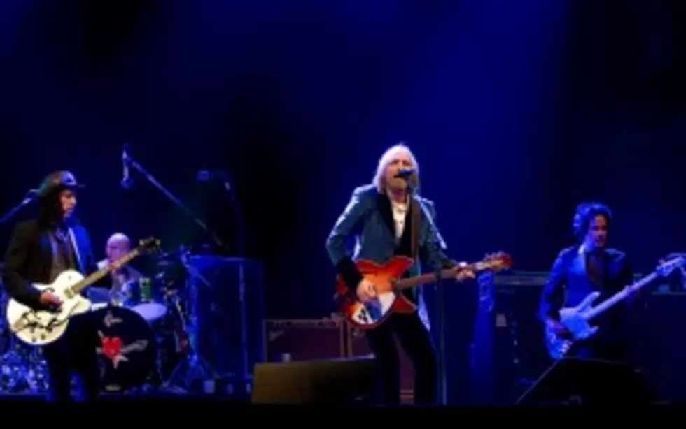 Petty And The Heartbreakers Kick Off &#8216;Hypnotic Eye&#8217; Tour