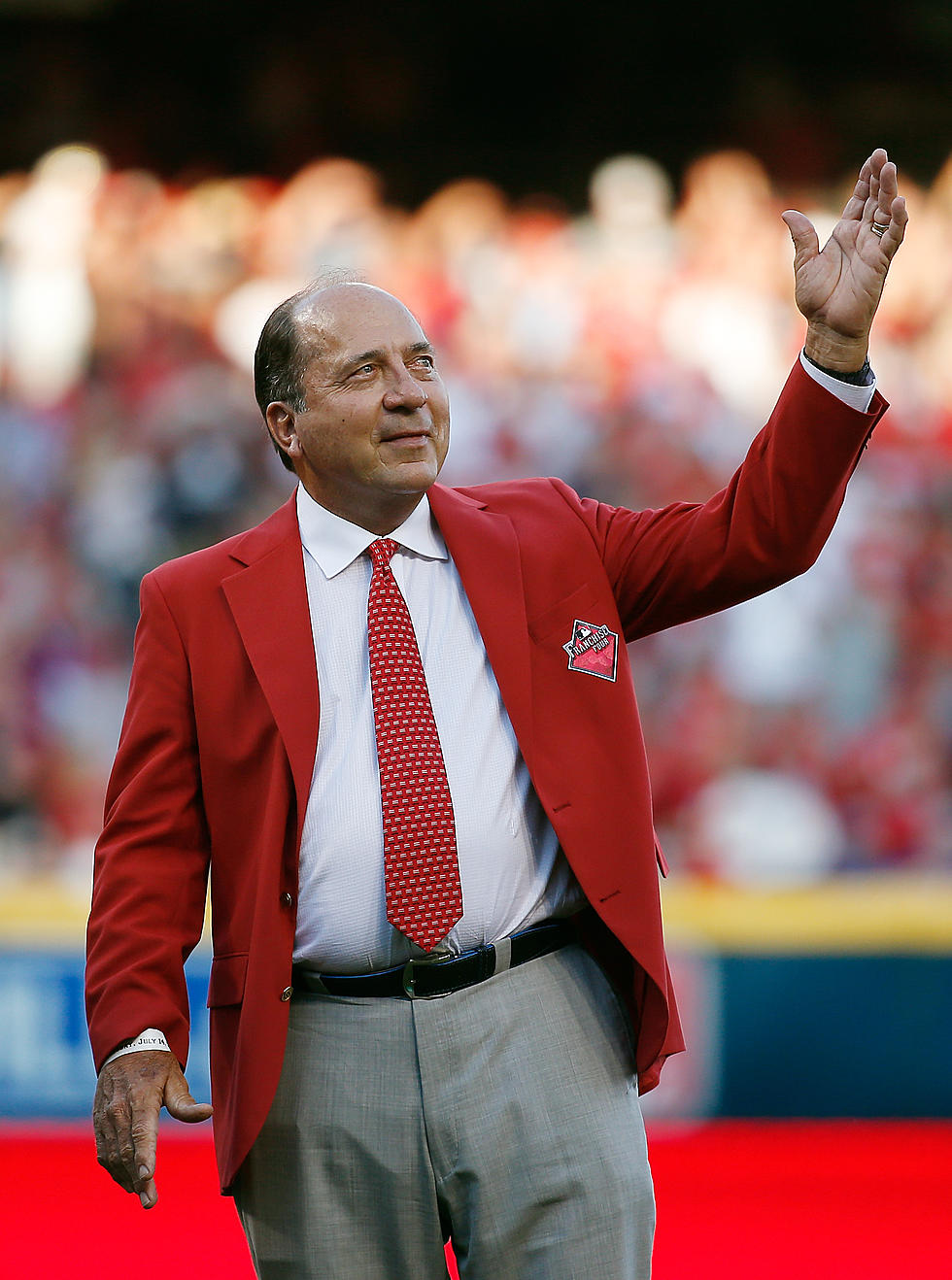 On This Day – Johnny Bench’s uniform retired
