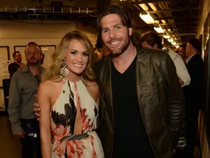 BUSTED &#8211; Carrie Underwood at the Stanley Cup Finals