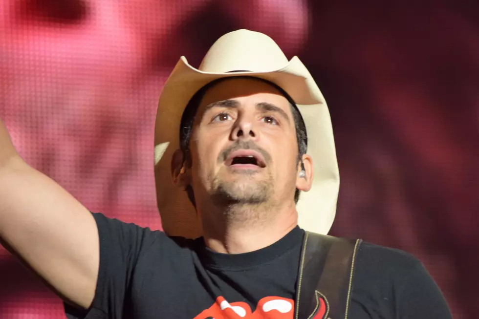 PHOTOS: More Pics Of Brad Paisley And The Weekend Warrior Tour At Van Andel Arena