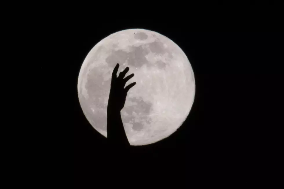 Get Ready for the Last Supermoon Of the Year Over Michigan
