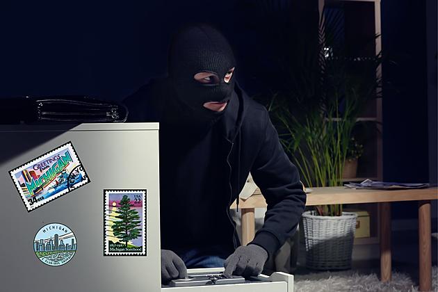 10 &#8216;Secret Spots&#8217; Burglars Check First When Entering Michigan Homes