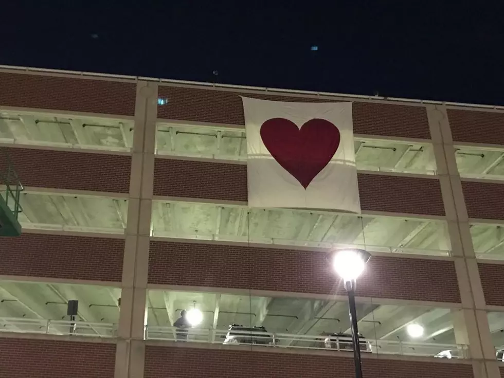 Valentine’s Day Bandit Shows Love For Health Care Workers In Portland