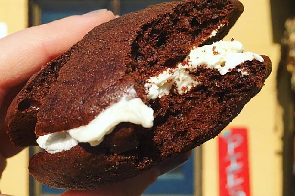 What’s the Best Way to Enjoy a Maine Whoopie Pie?
