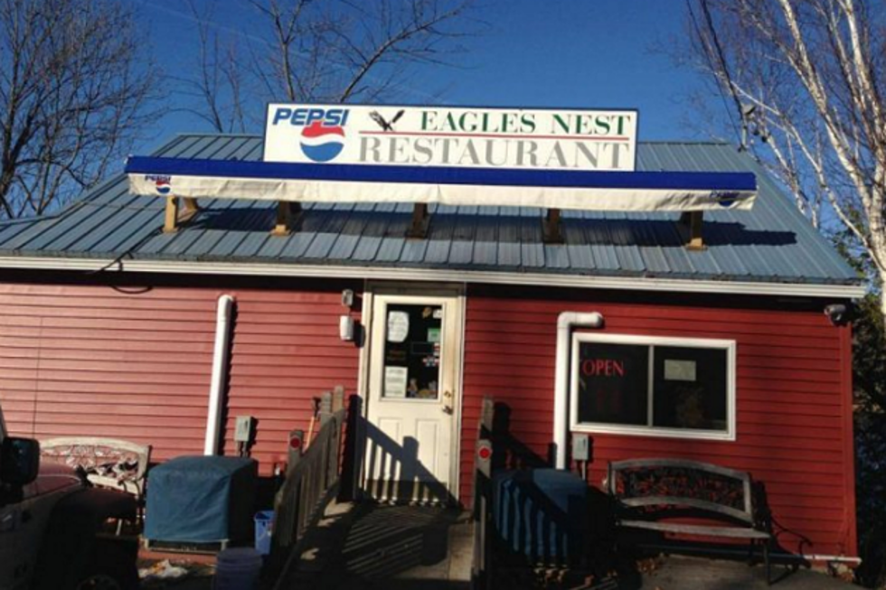 11 ‘Hole in the Wall’ Maine Restaurants That Are Amazing