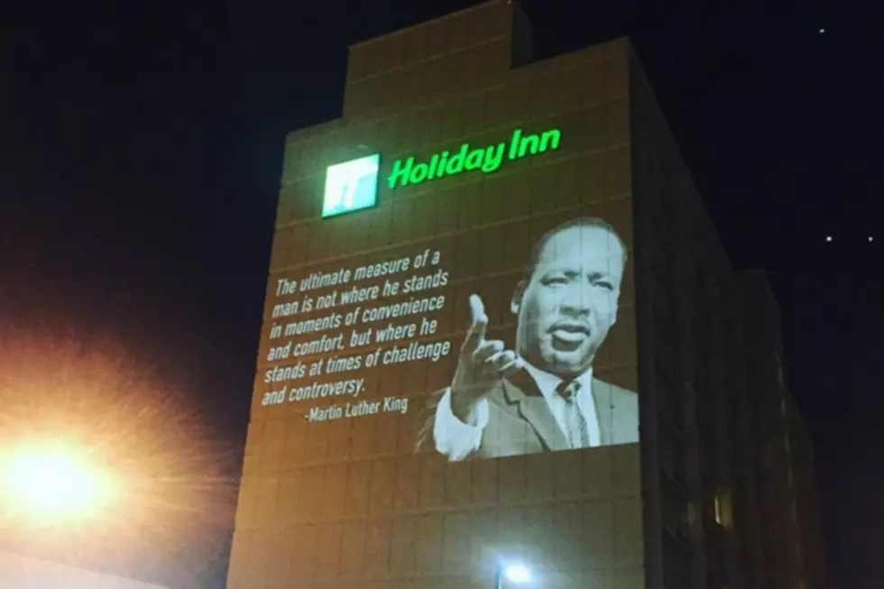 Did You See This MLK Tribute on the Holiday Inn in Portland?