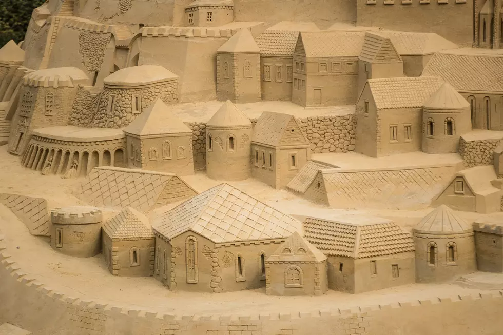 Sand Castle Builders Seek New World Record