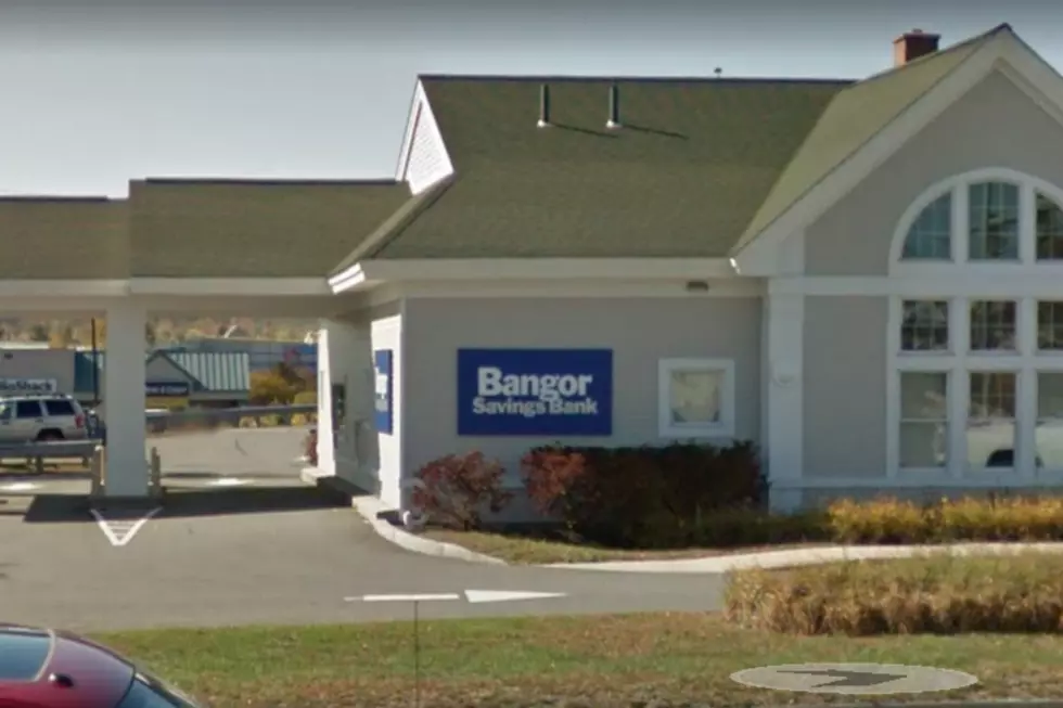 Bank Robber in Waterville Turns Himself in Accidentally