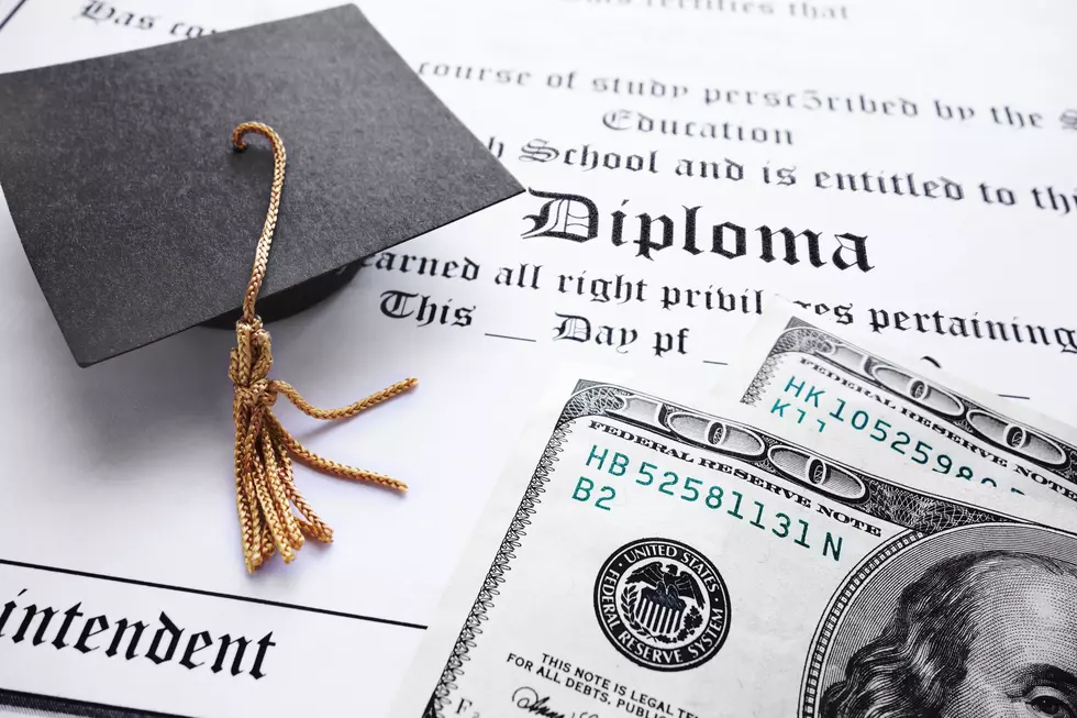 Proposed Bill Would Protect Mainers Who Borrow Student Loans