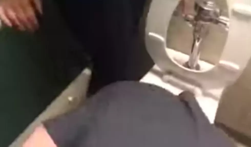 Watch Jeff Redeem Himself with a Real Swirly in the Toilet