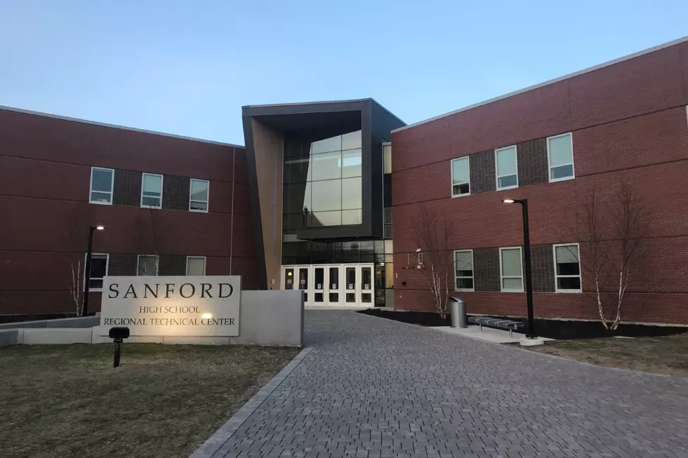 18 COVID-19 Cases Now Associated With Sanford High School; 1 New Death in Maine