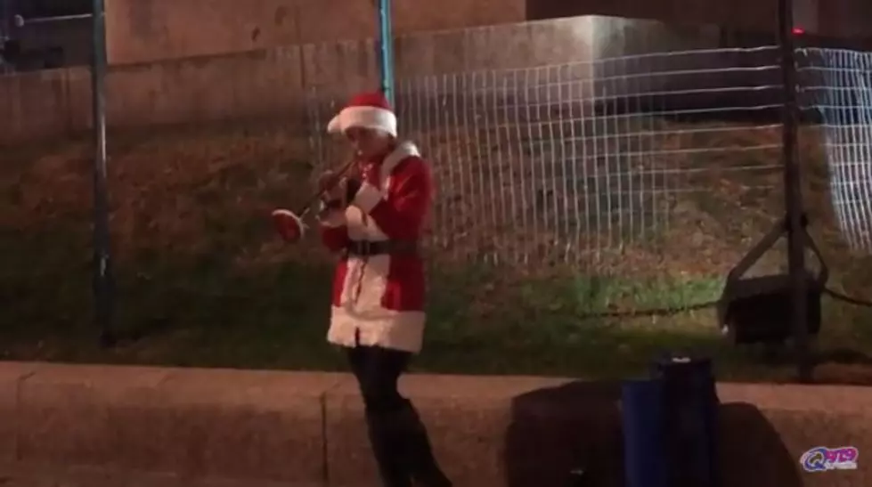 WATCH: Portland Trumpet Player is a Boost of Christmas Spirit