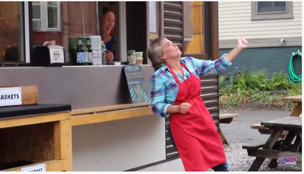Watch Lori Do the Chicken Dance in a 'Mashed' Food Video