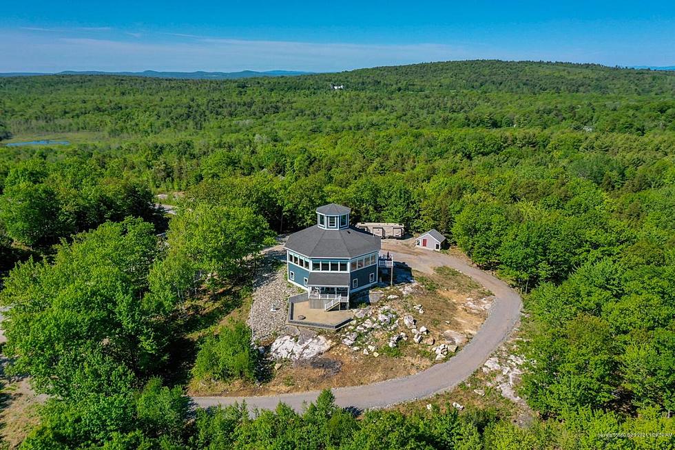 Dare to be Different – This Octagon House is For Sale in Minot, Maine