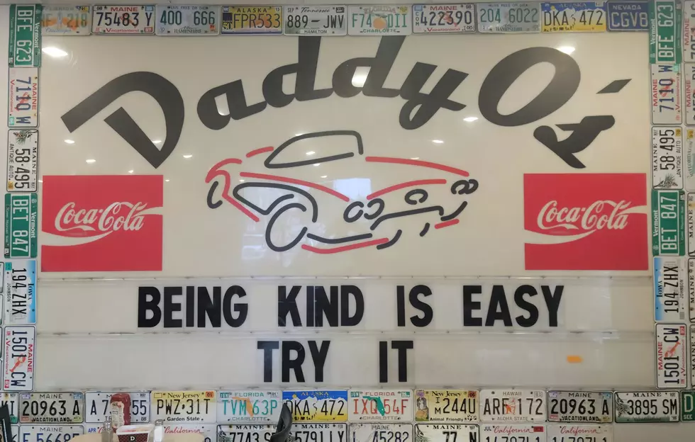 Daddy O’s in Oxford, Maine, Serving a Free Thanksgiving Dinner for the Community