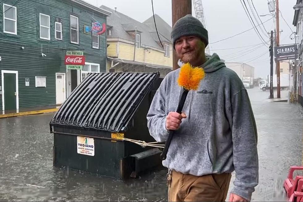 Fish Market in Maine Posts Viral Weather Report in a Canoe
