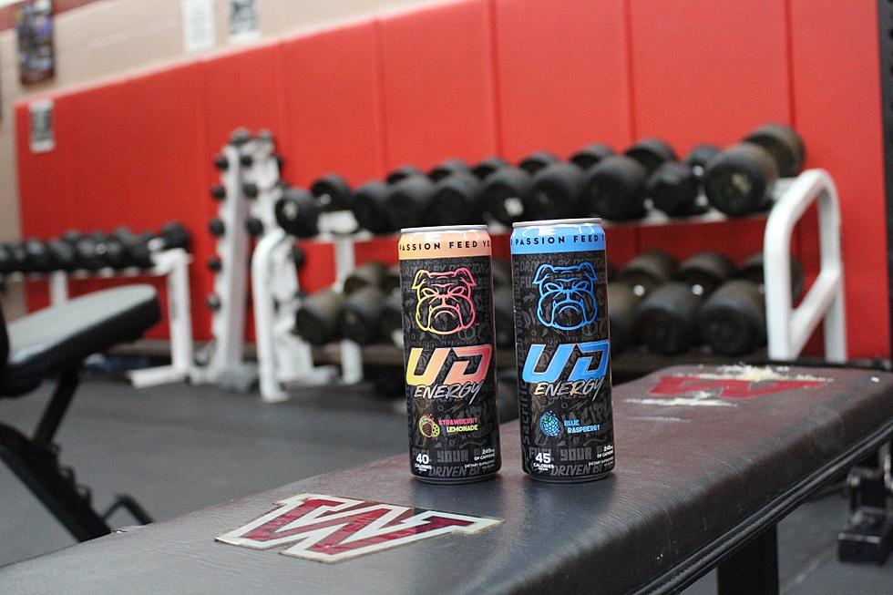 Two UNE Students Develop Energy Drink for Student Athletes