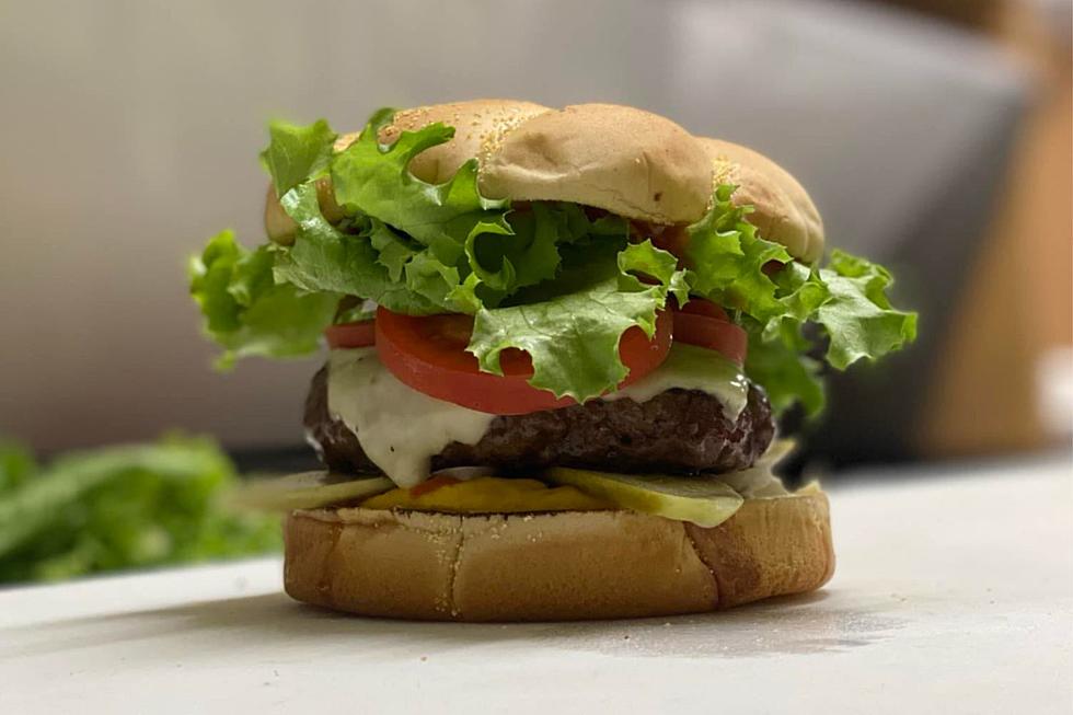 Food Network Says This Store Has Best 'Must-Try Burger' in Maine