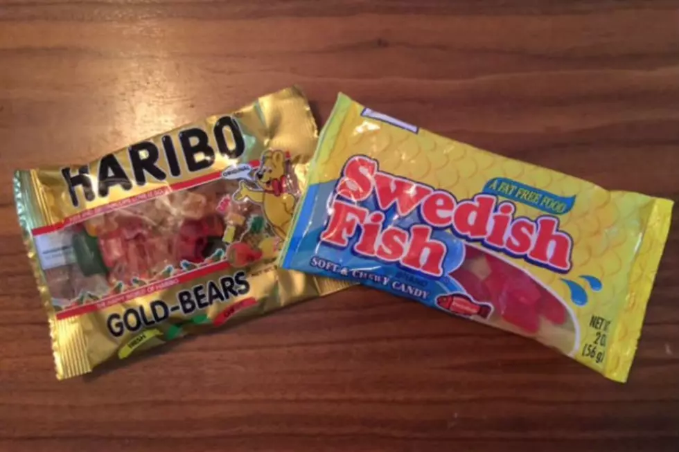 Head to Head! Swedish Fish VS. Gummy Bears!