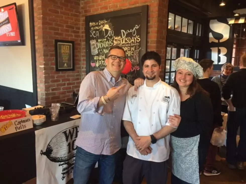 What Maine Restuarant Won the Incredible Breakfast Cook-Off?