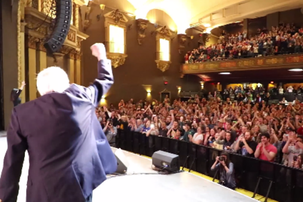WATCH: Rock Star Bernie Sanders  at State Theatre