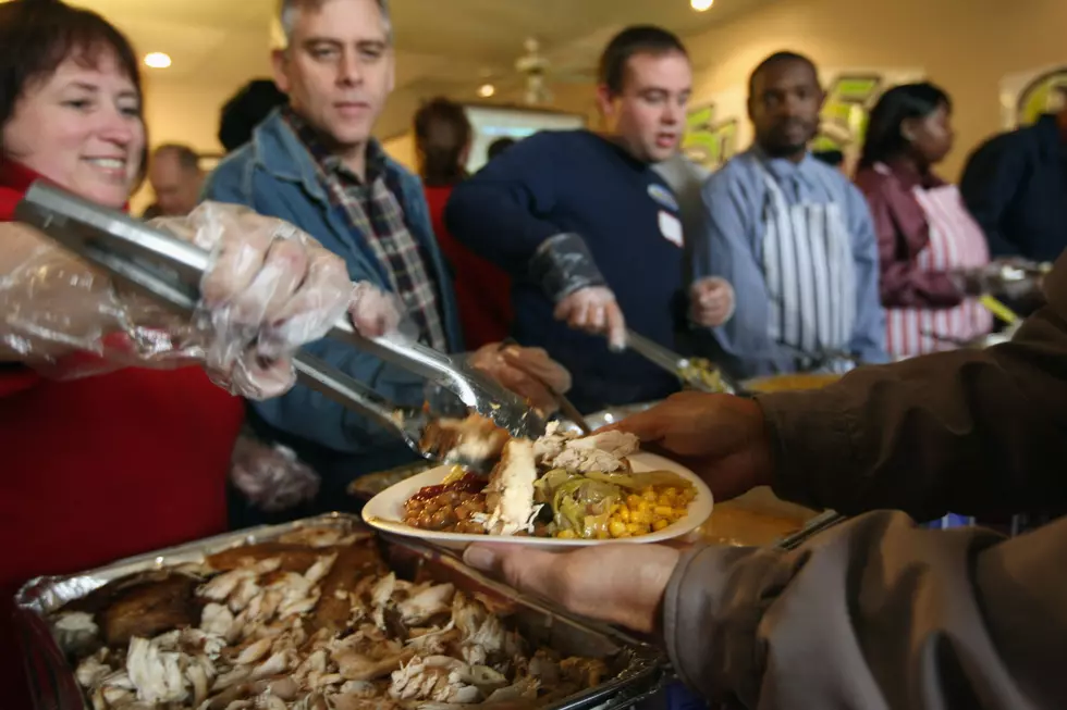 Here’s a List of Free Thanksgiving Dinners Being Served In Southern Maine