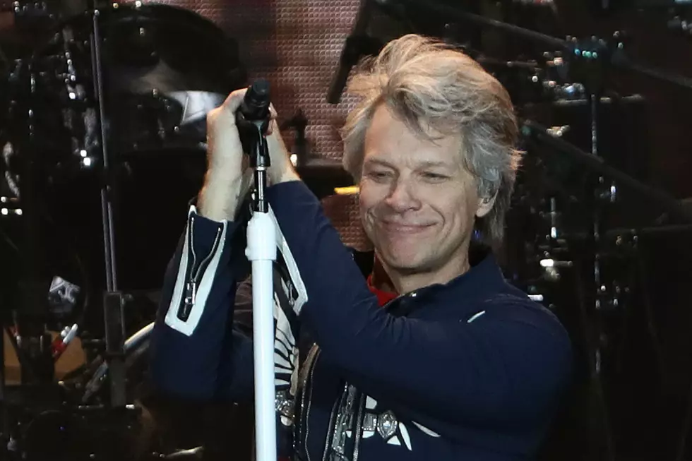 Jon Bon Jovi Offers Free Meals To Federal Workers During Government Shutdown
