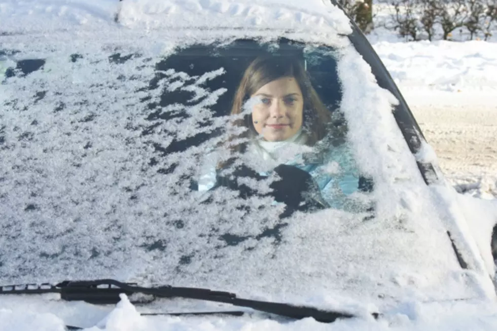 Should Mainers be fined for not clearing their windshields of ice