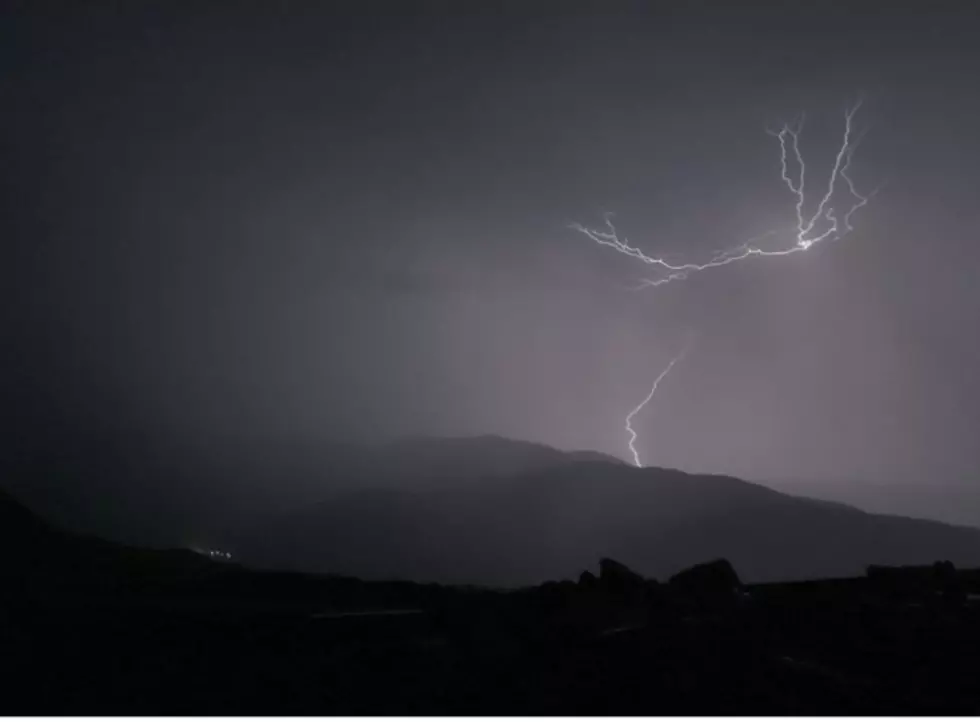 Check Out This Crazy Lightning Strike on Top of Mount Washington