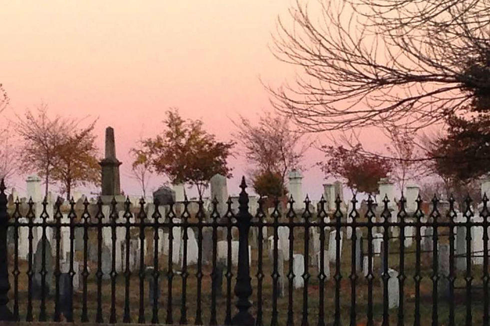 'Walk Among the Shadows' at Portland's Eastern Cemetery