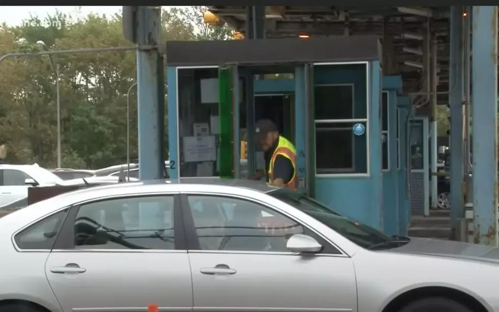 Ridiculous Questions Drivers Ask Toll Collectors on the Maine Turnpike