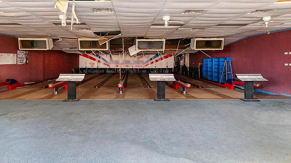 There's a Bowling Alley in Lisbon Falls, Maine, Up for Auction