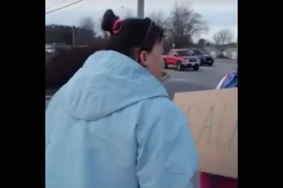 WATCH: Topsham Woman and Daughter Confront “Fraudulent” Panhandlers And Things Get Heated