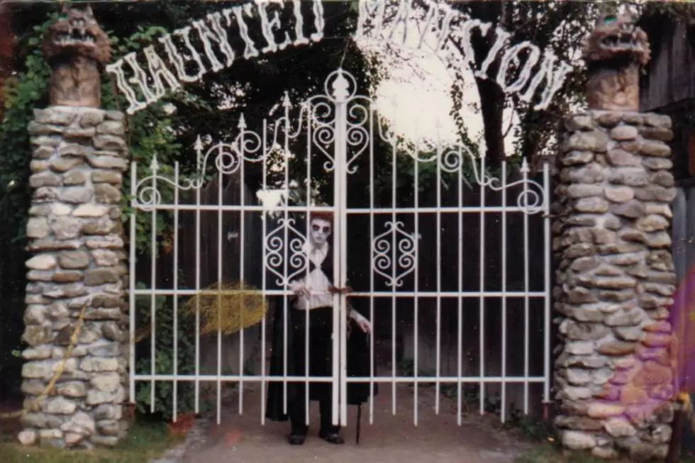Long-Lost Attraction: The Infamous Haunted Mansion at Funtown