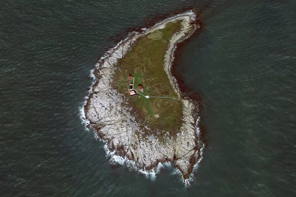 This Remote Island is the Only Place In Maine Where You’re Born With Dual Citizenship