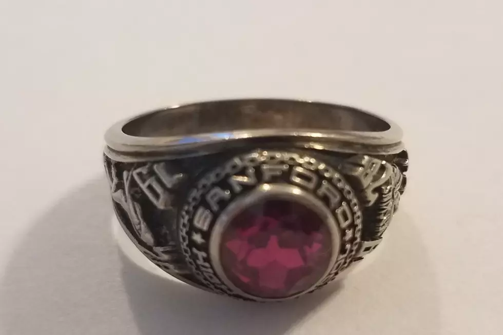 Are You Missing A 1978 Sanford High School Class Ring?