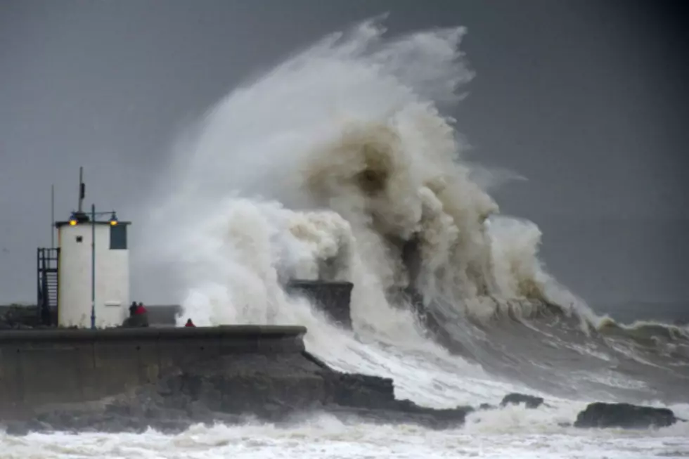 Ever Have Your Breakfast Interrupted By a Large Wave Crashing Through the Restaurant? [VIDEO]