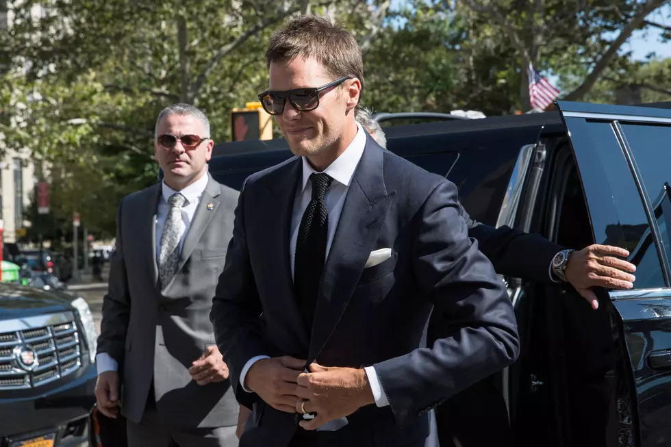 Courtroom Artist Apologizes for Heinous Rendition of Tom Brady’s Magnificent Face
